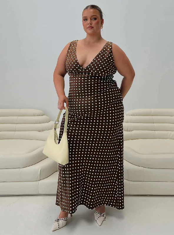 trendy maxi dresses for women -Nellie Maxi Dress Brown Polka Dot Curve